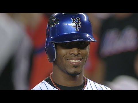 Reyes hits for the cycle at Shea Stadium in 2006