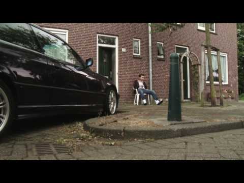 Belony - Man in de wijk