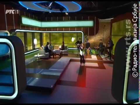 Emilija Djonin performing Valerie (Amy Winehouse)