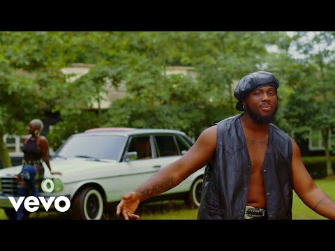 Stegue - Play Me (Official Video)