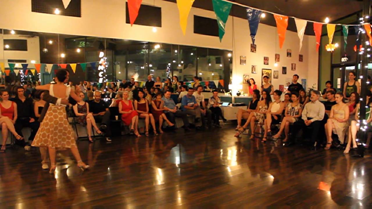 Pablo Inza & Sofia Saborido, performance No. 1, tres leches milonga, June 3, 2016