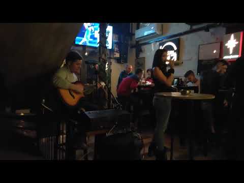 EMINA SALI - Zlatnik (Acustic band - Live)