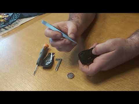 Wymiana baterii w pilocie Beijing 5