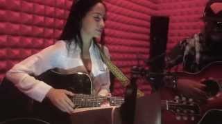 Cynthia Antigua - Comenzar De Cero (Acoustic Version)