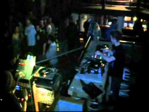 King Shiloh Mts Mungo's Hi-Fi @ Music Cafe Leicester 6th Oct 2012. By ROOFTOP