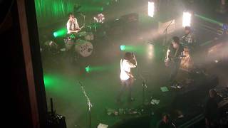 Arctic Monkeys  - Nettles + Sketchead live @ Shepherd's Bush Empire 28.03.10