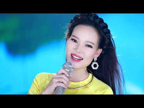 Thể hiện bởi Song Thảo