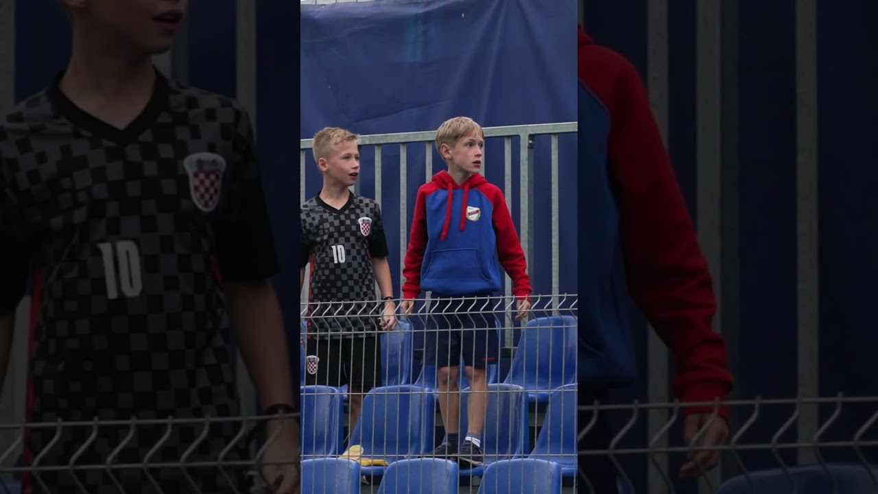 NIESPODZIANKA dla młodych kibiców! 😍 #rakówczęstochowa