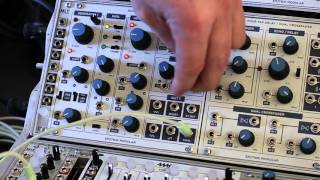 Video thumbnail for SPUTNIK MODULAR DUAL OSCILLATOR - BASICS by Sputnik Modular