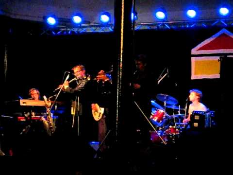 Delmontis @ Parkfeesten Aarschot (Right from Wrong)