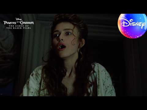 Elizabeth Swann House Chase Scene