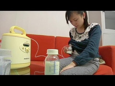 Pani arabi Brosnan con la moglie di una fotografia Largine di Irtysh la 19esima codificazione da alcolismo