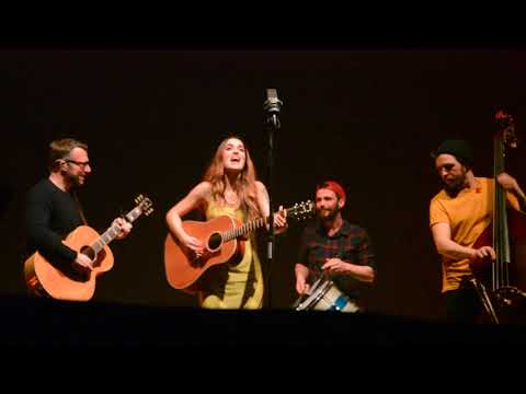 Duri come me - Levante [live acoustic]