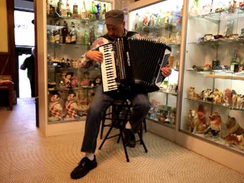 Professional Accordionist, Ron Jarvinen and his Castiglione