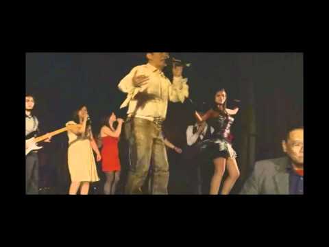 Ronnie Sianturi in Toronto  Indonesian Night  - Sekuntum Mawar Merah