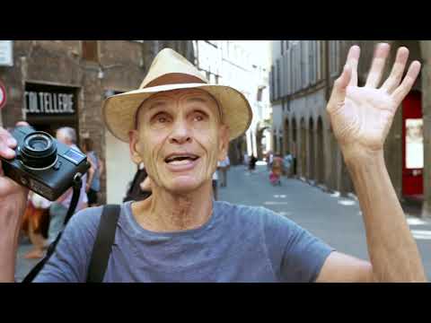 Lesson 9 from Joel Meyerowitz's masterclass  Street Photography   Masters Of Photography   Opera 202