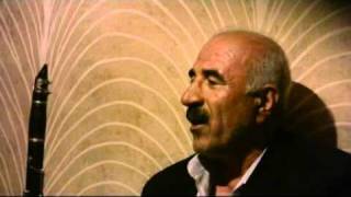 preview picture of video 'Mustafa Ölmez (klarnet) & Ali Alptekin (cümbüş) - 1/7 Tepte (Koru Köyü) Arapgir / Malatya'