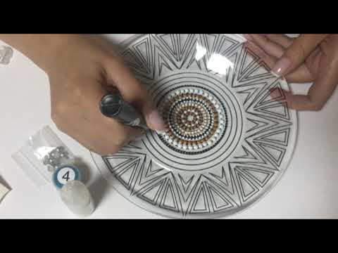 Как расписать тарелку в точечной технике | NESTbase Blue Plate