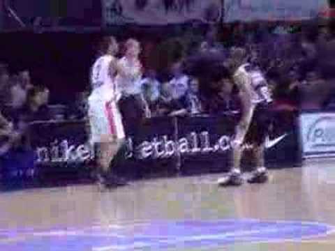 04 12-01-08 BCO-Leuven - Heerlijke assist van Sam naar Elvir