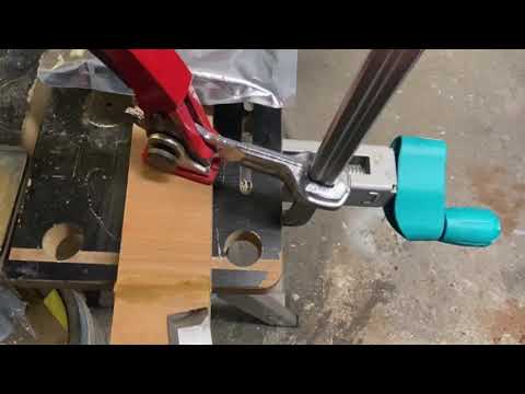 Stubai Astfüller Holzrisse mit normaler Heißklebepistole (Dremel) verarbeiten