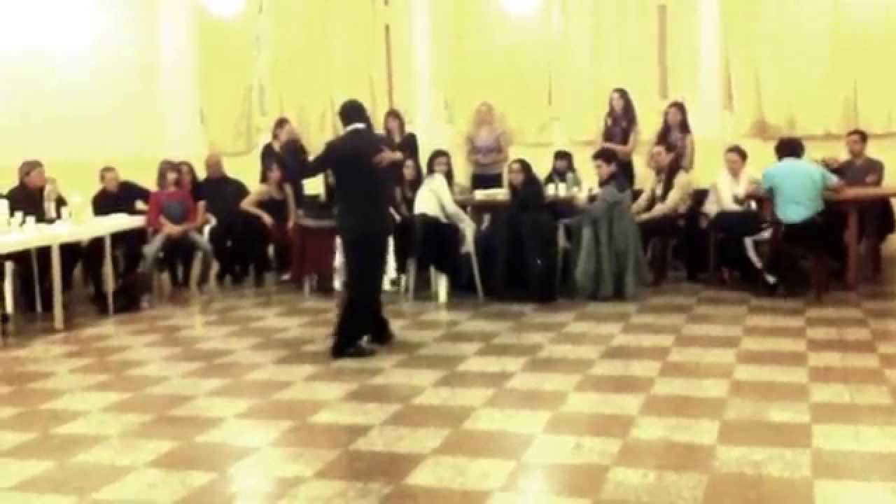 Jesica Gomez y Leonardo Auza - Milonga Bohemia -  Tus labios me dirán, Di Sarli con Durán