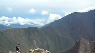 preview picture of video 'From the top of Machu Picchu mountain'