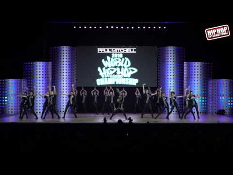 Royal Family Varsity - New Zealand (Bronze Medalist MegaCrew Division) @ #HHI2016 World Finals