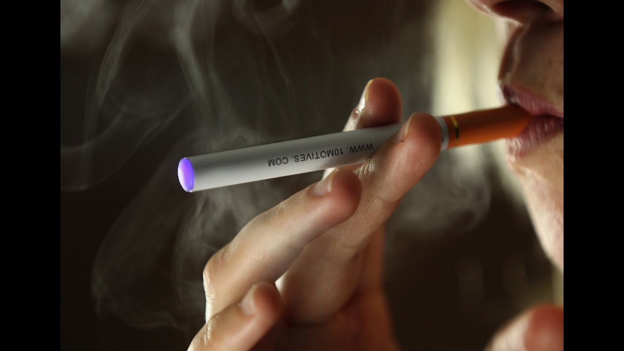 FDA cracks down on 'wild west' of e-cigarettes