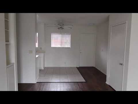 PL8530 - Huge Upper 1+1 Apartment For Rent (Santa Monica)