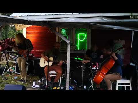 Kaus Australis - Kauniita täällä tänään (Live at PUF 2019)