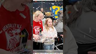 She Didn’t Know She Pulled a God Pack! | Pokemon Vendor POV #pokemon #godpack #shorts