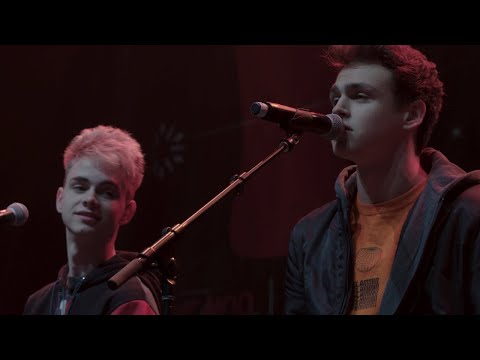 Nobody Gotta Know (Live on the Honda Stage at the Hammerstein Ballroom)