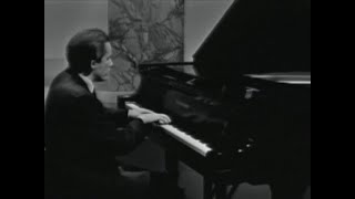 Glenn Gould - Beethoven's Piano Sonata No 30 in E Major