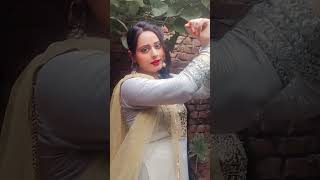 Download lagu Ishq ki janjeeron mein girftar Ho Na jaaye 😘😘♥️♥️♥️♥️♥️😍😍😍 mp3