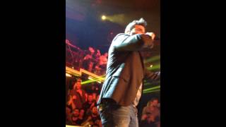 Φινάλε Παντελής Παντελίδης στο Teatro &quot; Κακό σκυλί &quot; - &quot; Γίνεται&quot;  08-03-2014