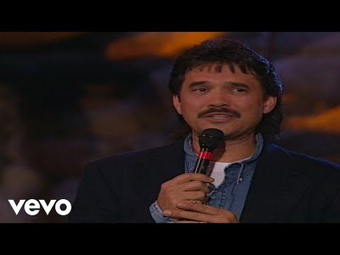 Bill & Gloria Gaither - I Am Loved [Live] ft. Ivan Parker