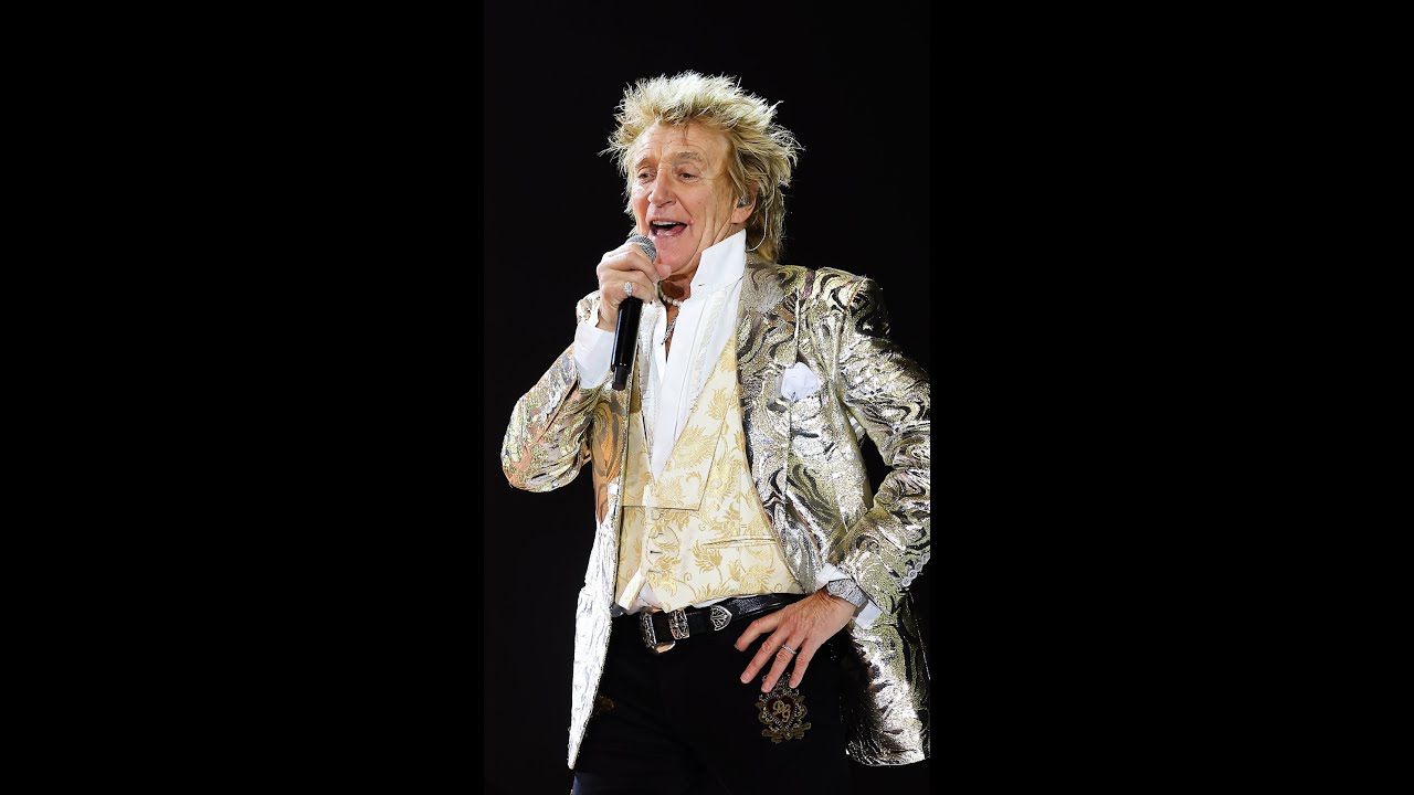 Video: Rod Stewart announces 2027 Final Encore as last rock tour