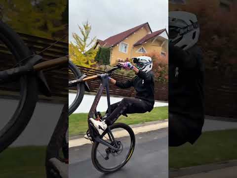 L-am dat mai bine decât @Magda Service Cluj ?!🤔#manual#romania#mtb#fypp#rares77