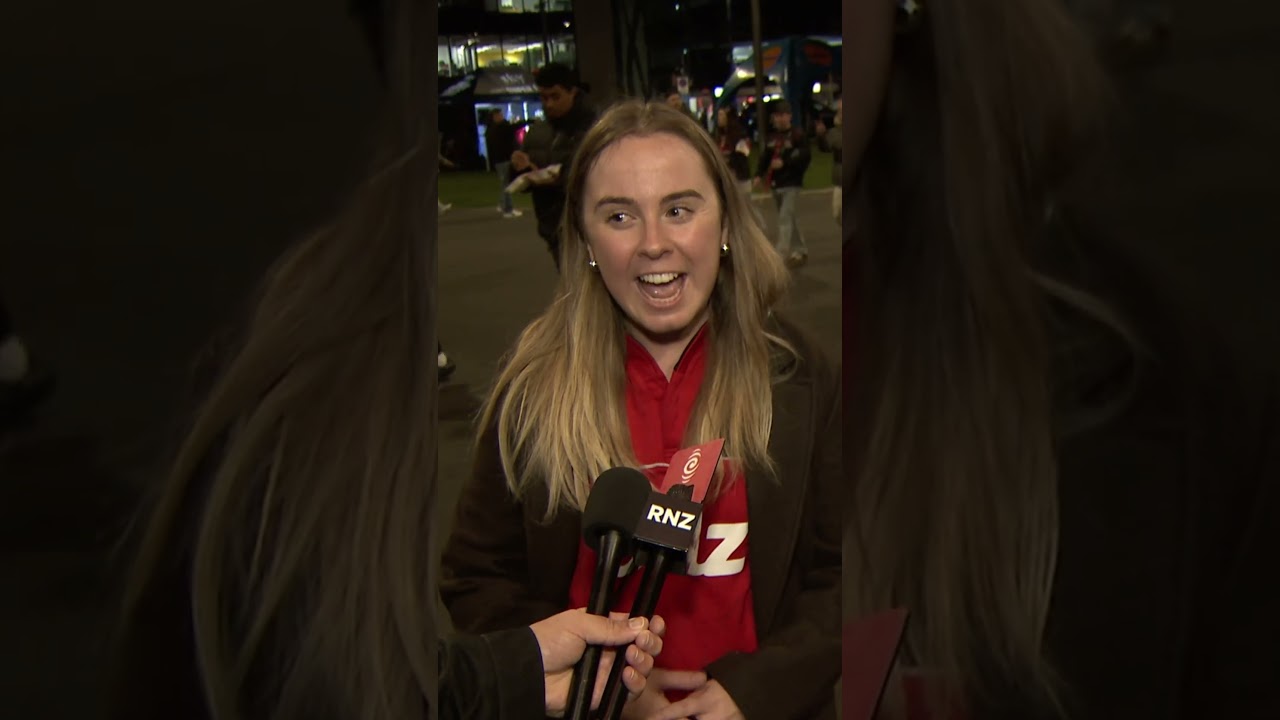 Crowds flock to Christchurch’s new stadium | RNZ