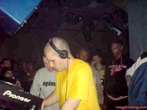 GEENEUS VS TUBBY (2007)