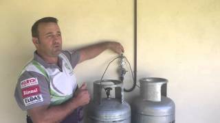 How To Change Over Your 45Kg LPG Gas Bottles