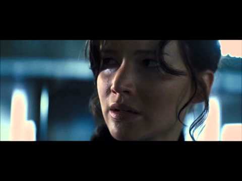 [THG] ◄ Catching Fire - Katniss "showing her skills" ►