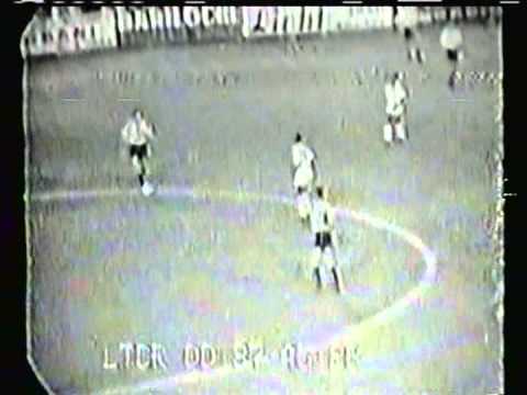 1969 (December 4) Estudiantes (Arg.) 3-Santos (Brazil) 1 (SuperCopa Americana) (1st goal missing)