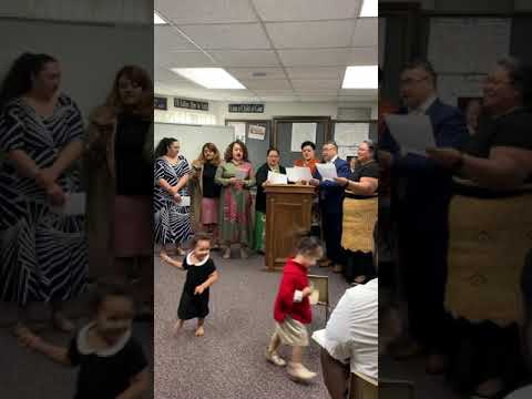 Hunter 7th ward members singing Fakaha E He Otua.