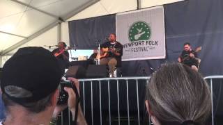 Madisen Ward and the Mama Bear - Daisy Jane