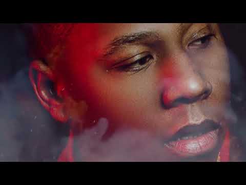 Lia Givenchy - Queen Pen feat Moshine The Don