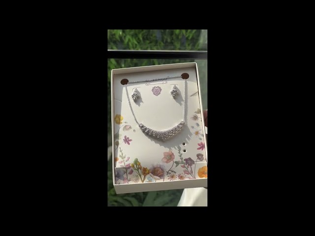 طقم مميز بفخامة الزركون