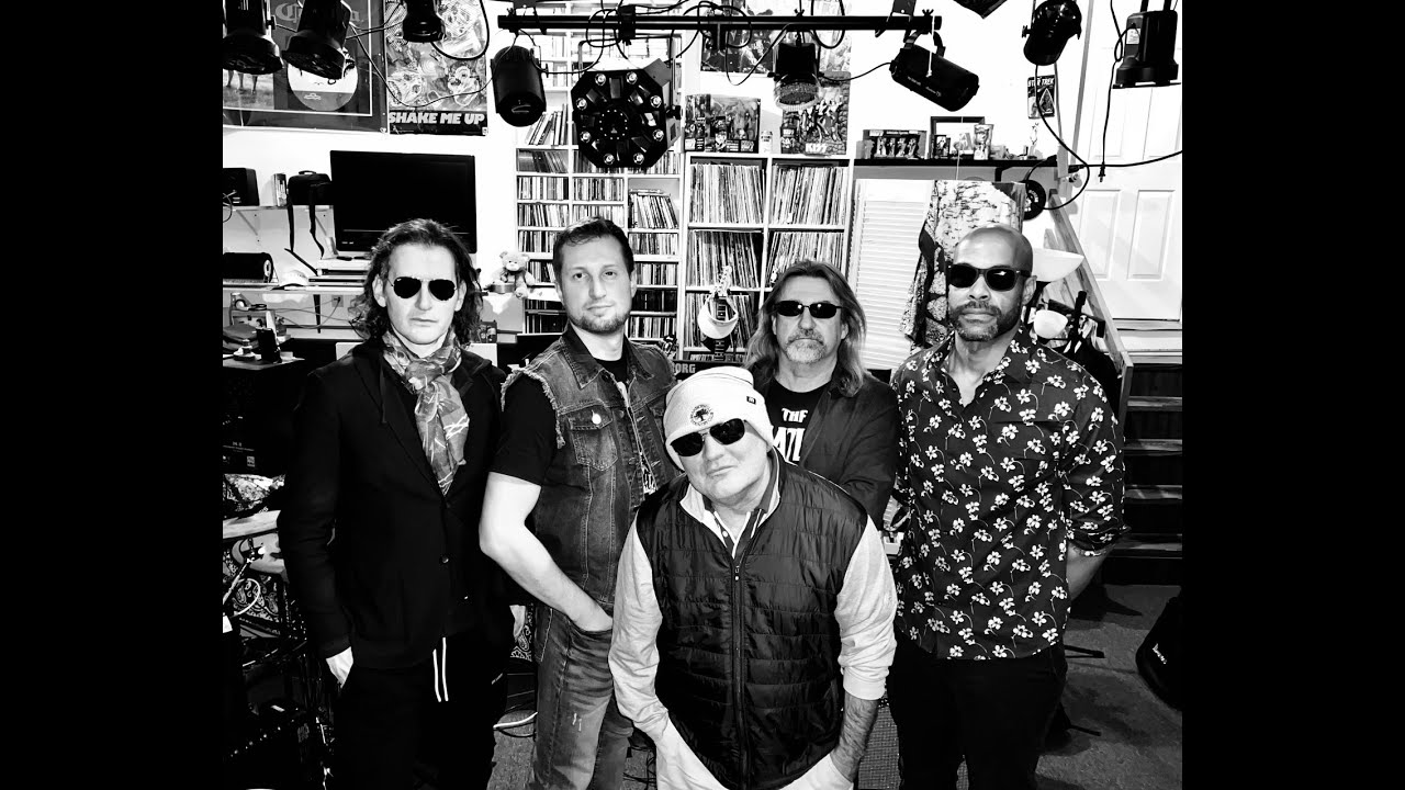 Promotional video thumbnail 2 for Vagabond Dandies