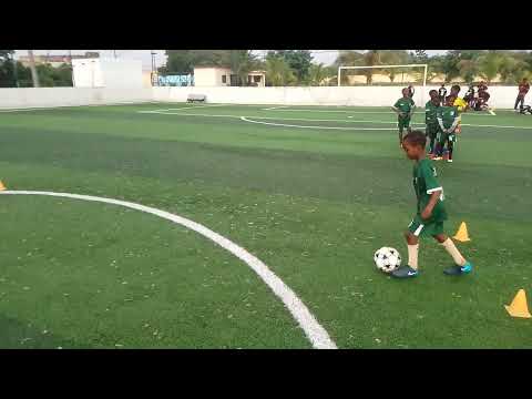 ETOILE fc  ( thies mbour4  senegal )Formation professionnelle des jeunes talents