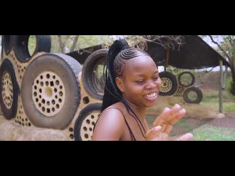 Charma Gal BANYANA BANYANA(PERFOMANCE VIDEO)